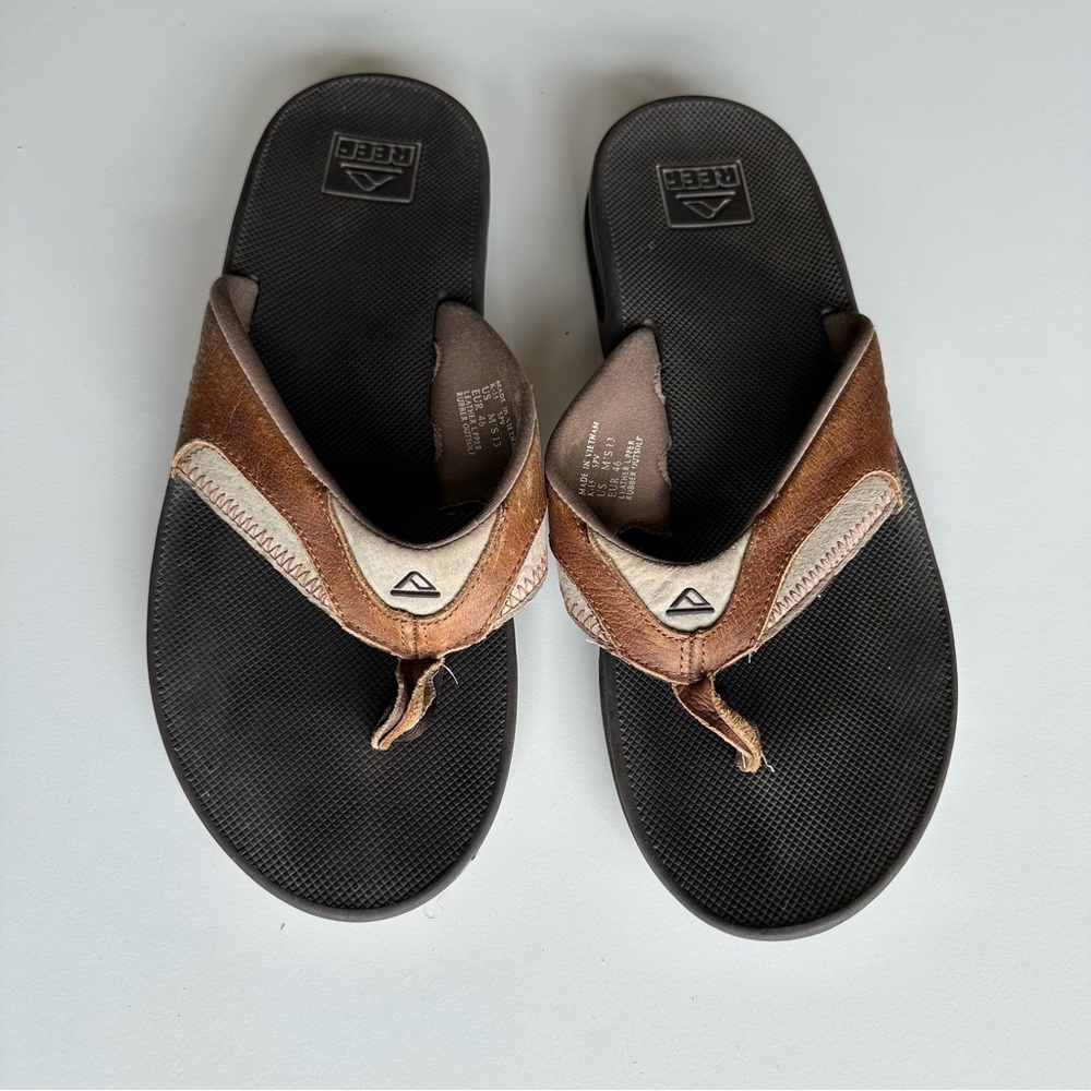 Reef Brown and Black Sandals Flip Flops size 13